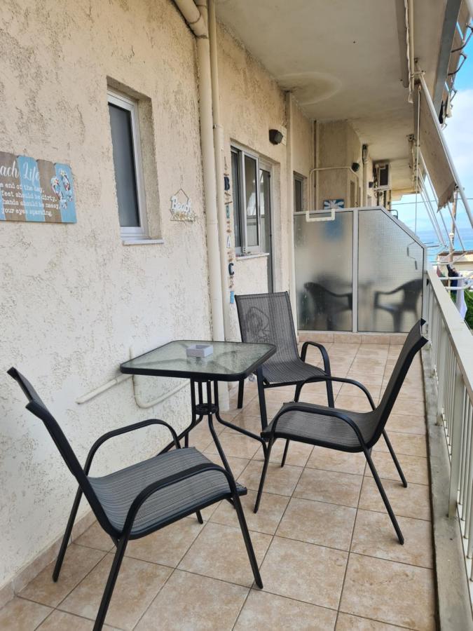 Seaside Apartment In Xilokastro - Thalassa Blue By Booking Kottas 자일로카스트론 외부 사진